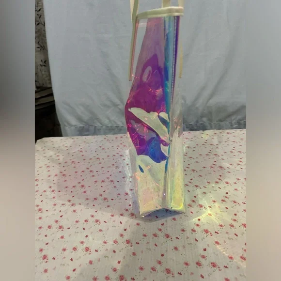 Holographic Iridescent Kate Spade Vinyl Tote 💕🐇Free Shipping! 😘💌 - Picture 5 of 9